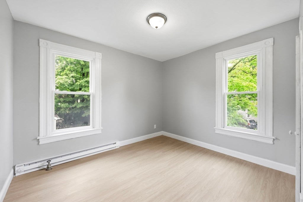 29 Yale St, Springfield, MA Photo #25