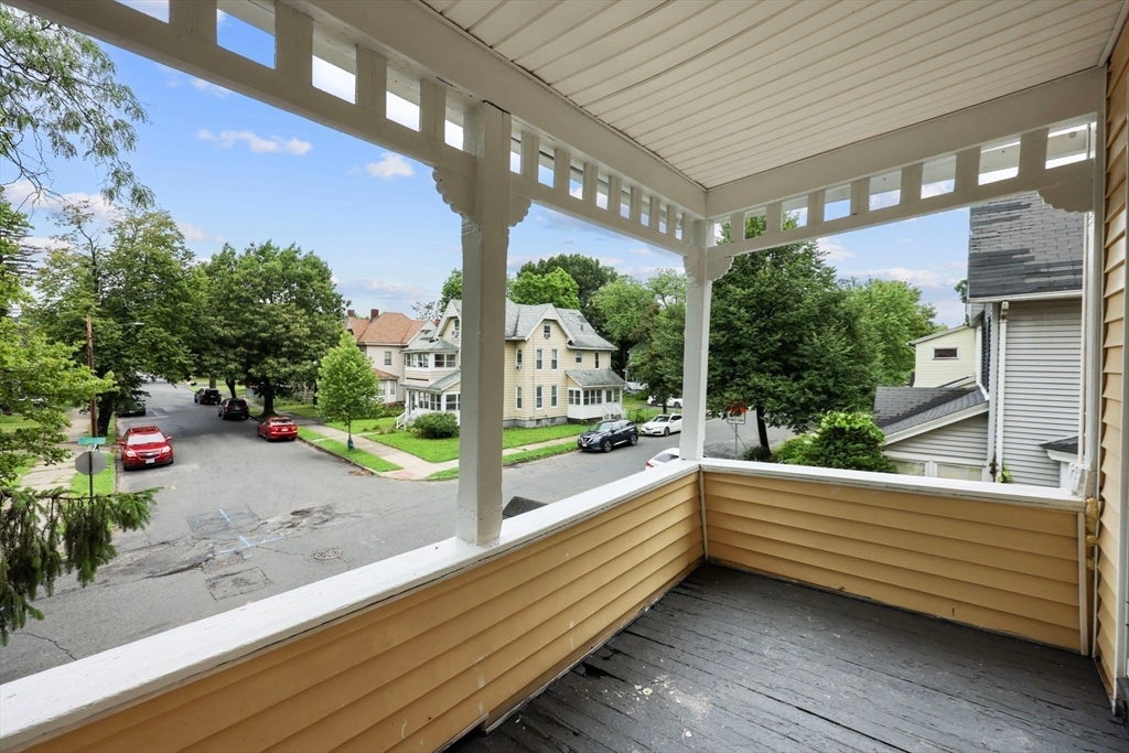 29 Yale St, Springfield, MA Photo #16