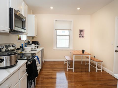 10 Beals 3 Brookline MA 02446