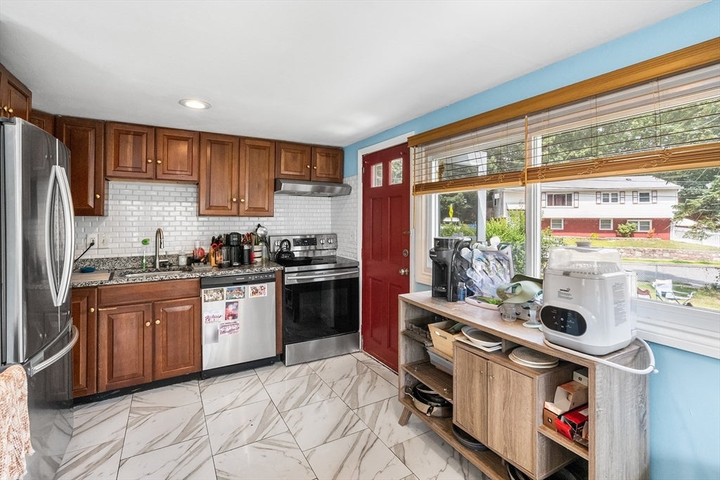 46 Stonehill Rd, Boston, MA, 46 Stonehill Rd, Boston, MA Photo #5
