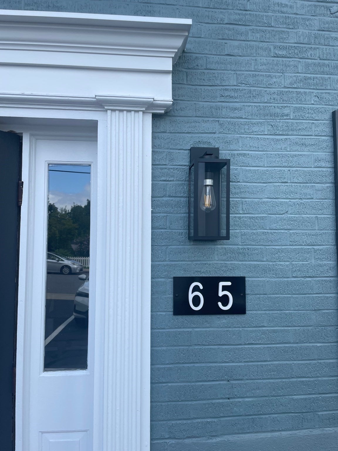 65 Woodlawn Avenue