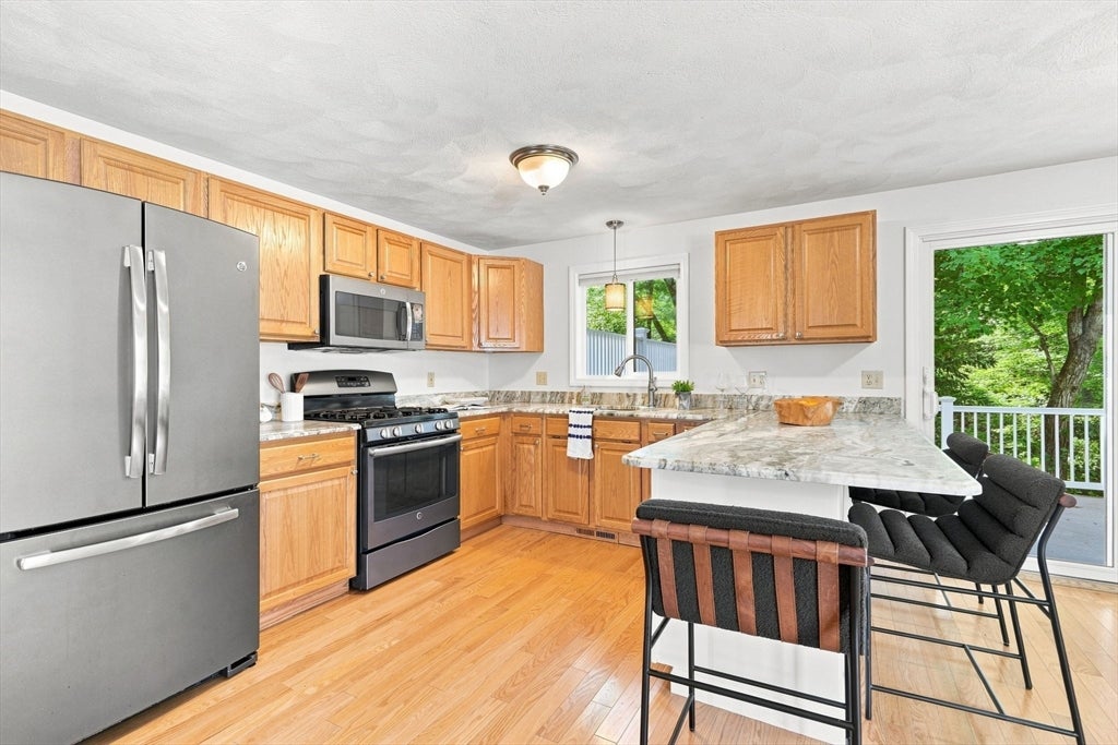 901 Sandy Lane, Wilmington, MA Photo #6