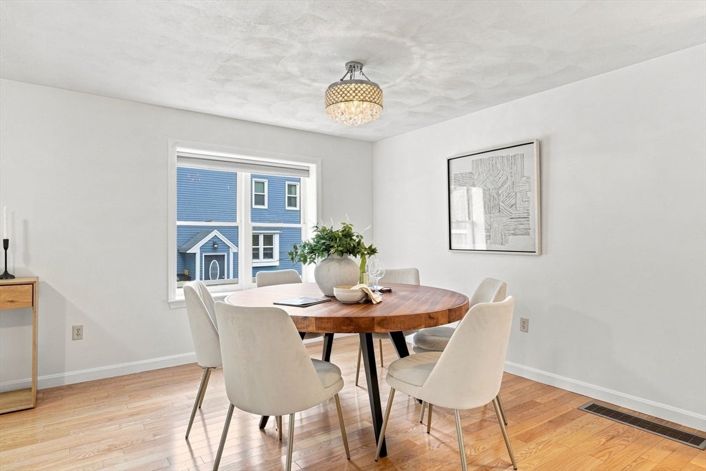 901 Sandy Lane, Wilmington, MA Photo #10