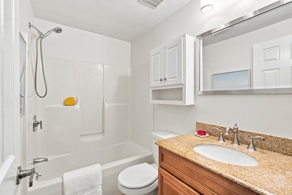901 Sandy Lane, Wilmington, MA Photo #15
