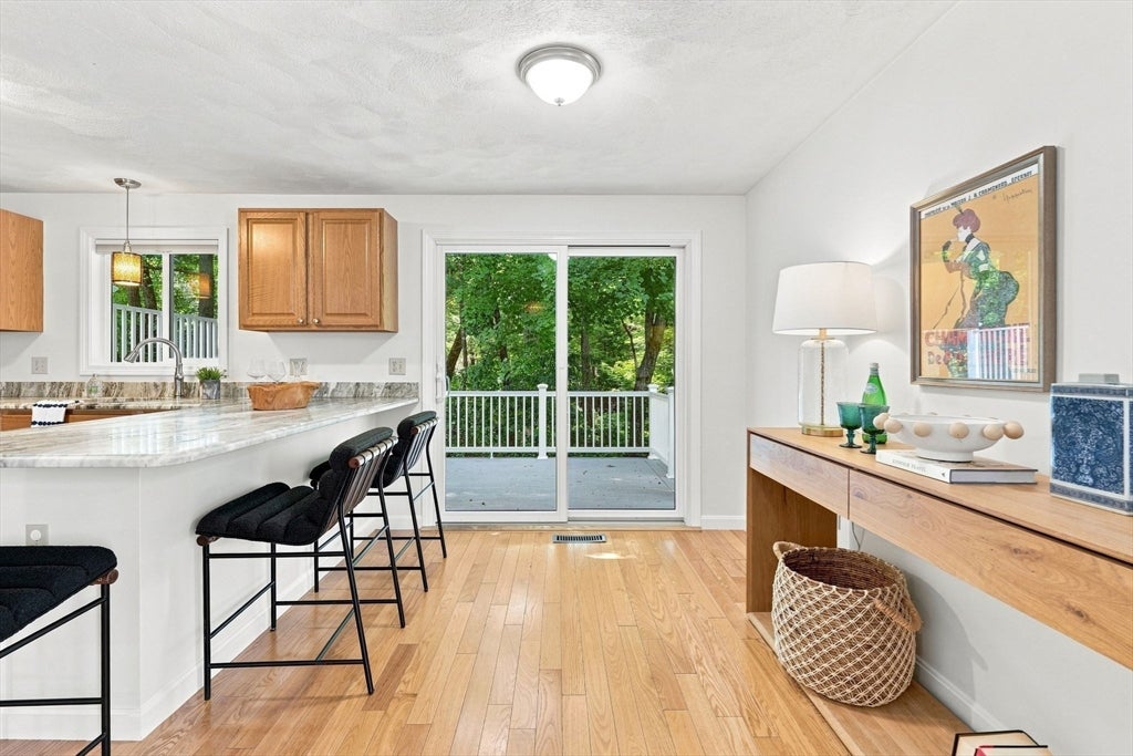 901 Sandy Lane, Wilmington, MA Photo #9
