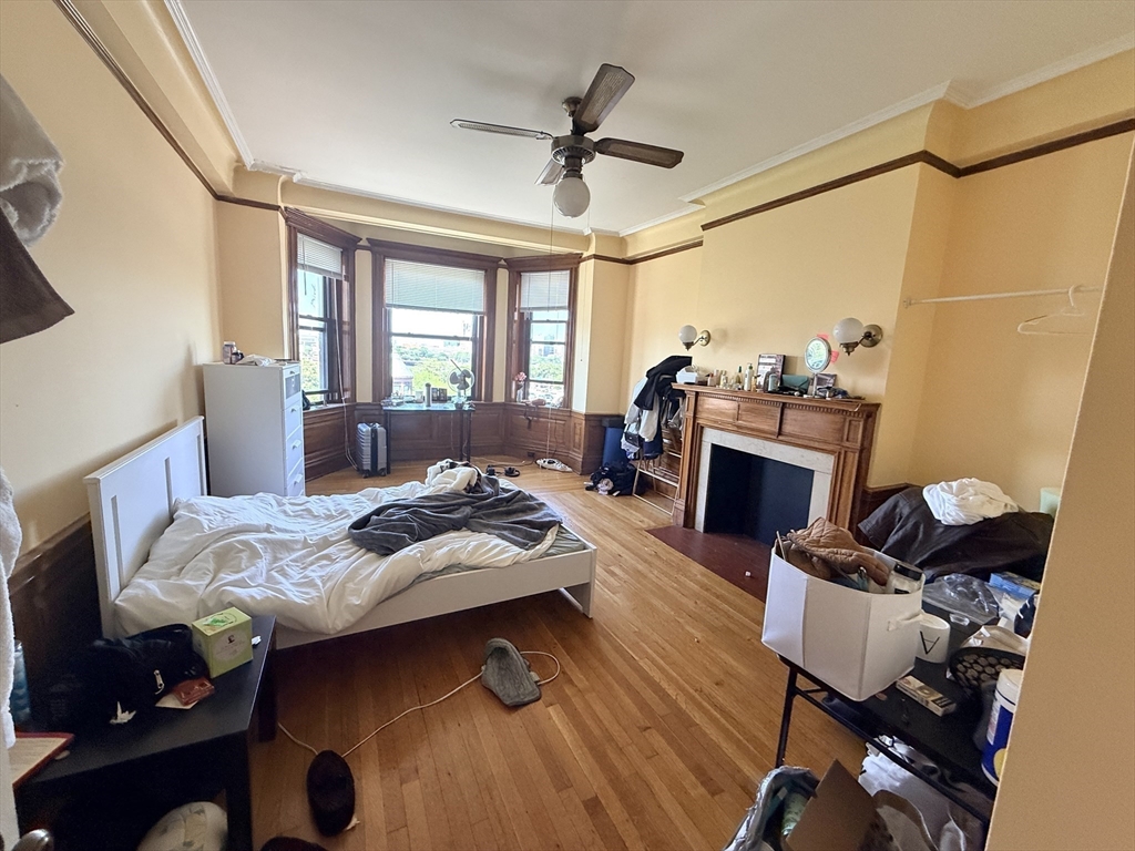 464 Commonwealth Ave 72