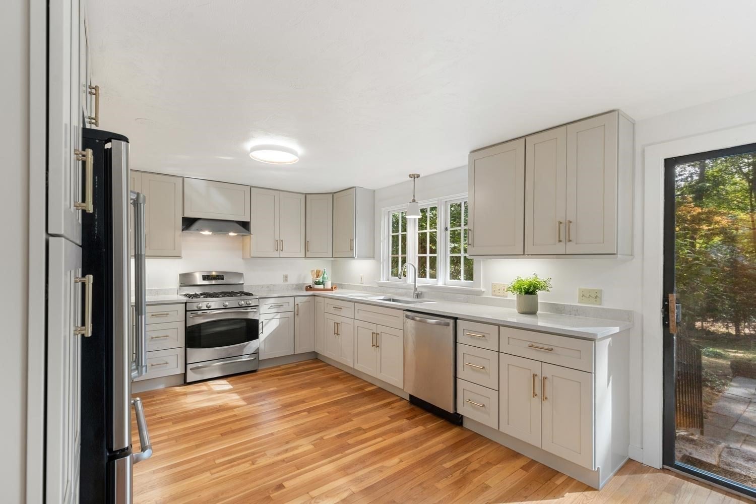 119 Cross Ln, Beverly, MA, 119 Cross Ln, Beverly, MA Photo #14