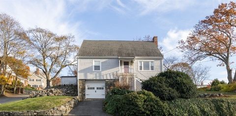 51 Barnstable St Swampscott MA 01907