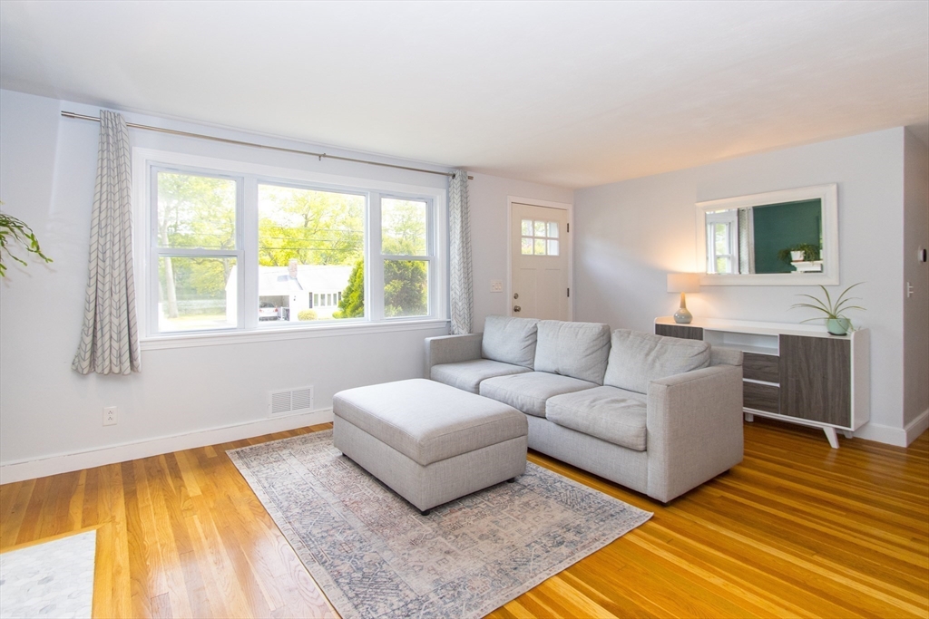 43 Fenelon Rd.