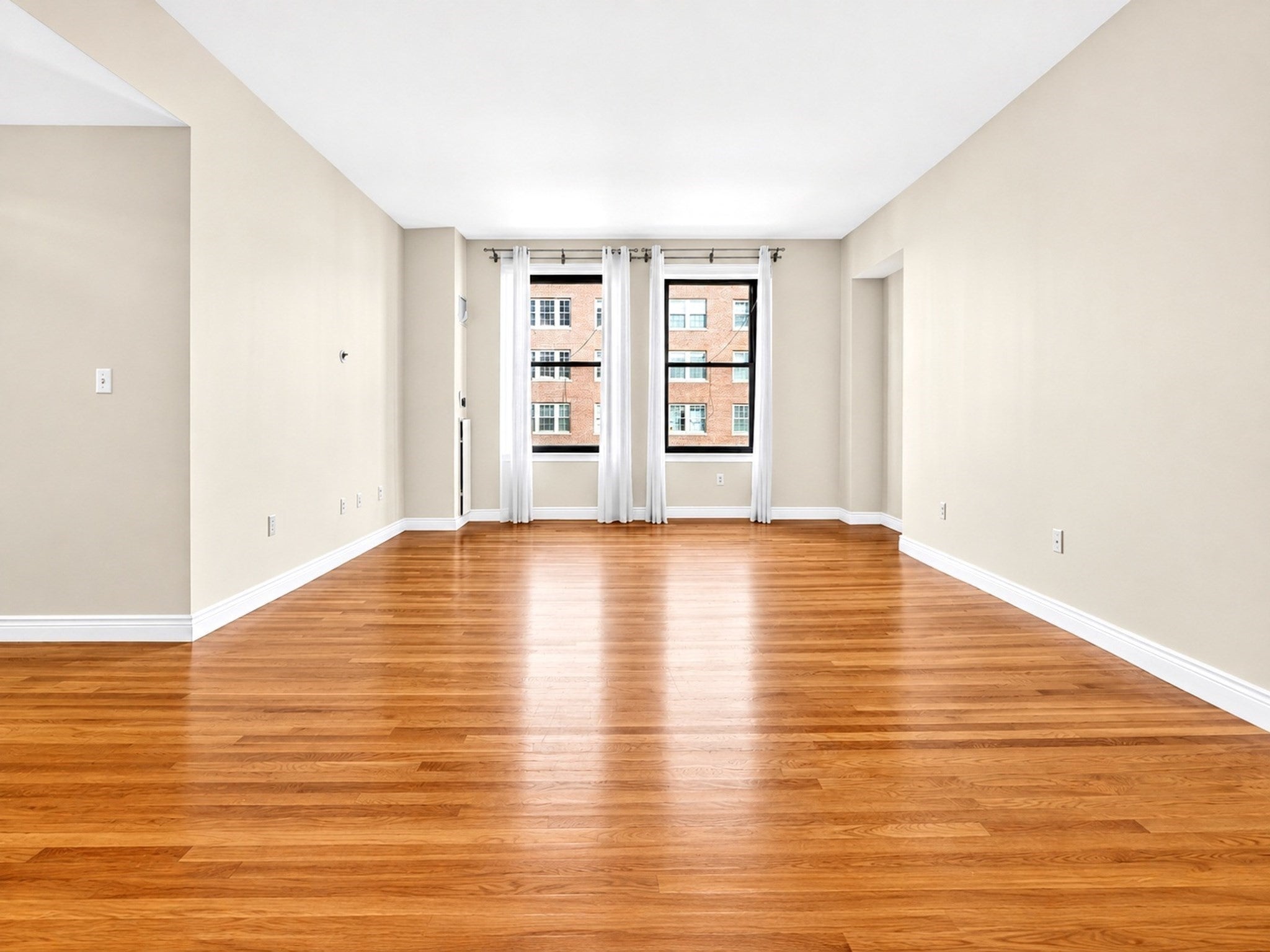 4 Charlesgate East 402