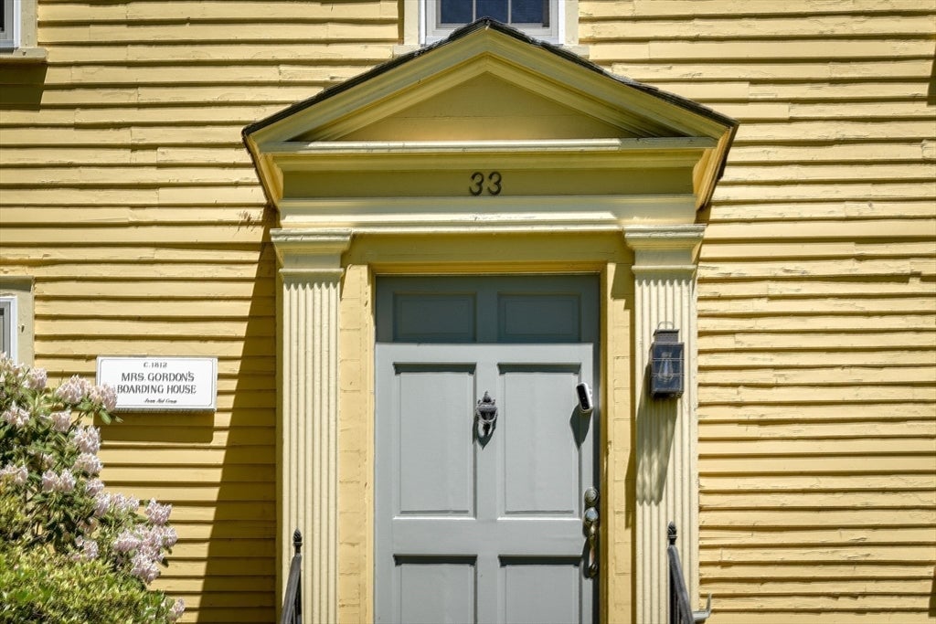 33 Grove Street
