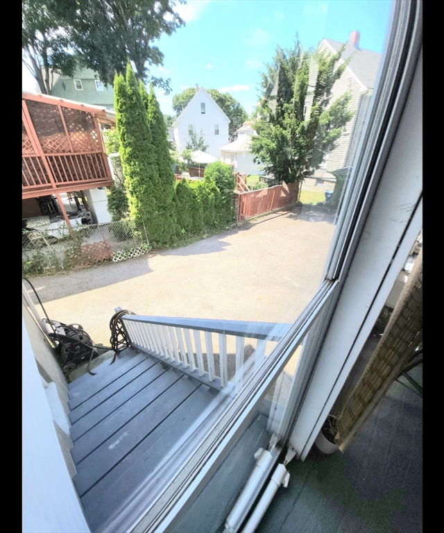 Milton, Massachusetts 02186, United States, 4 Bedrooms Bedrooms, ,2 BathroomsBathrooms,Residential,Active,179627