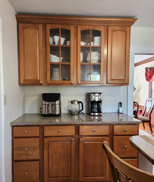 Milton, Massachusetts 02186, United States, 4 Bedrooms Bedrooms, ,2 BathroomsBathrooms,Residential,Active,179627