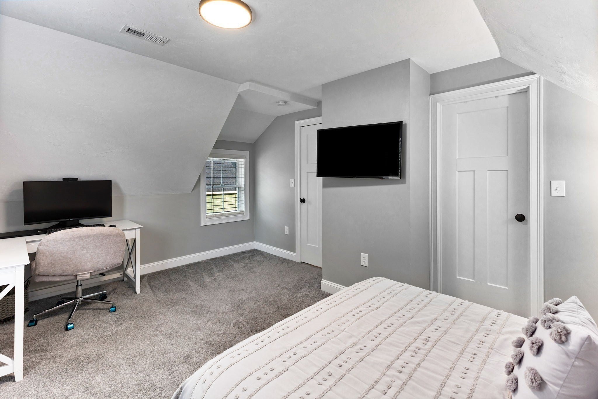 52 Lincoln Street, Easton, MA Photo #19