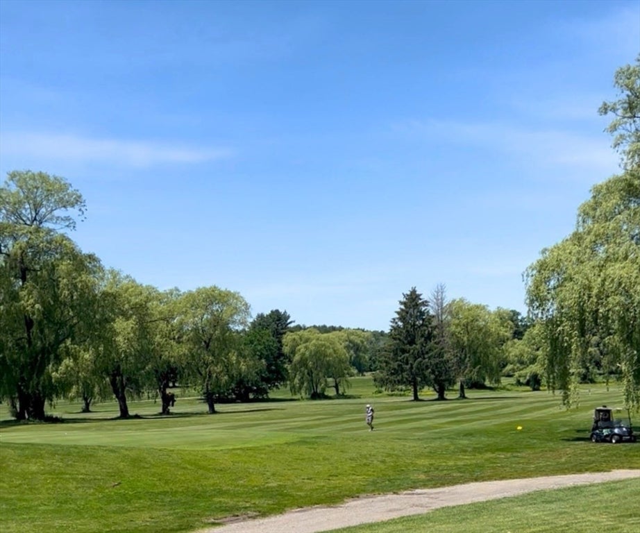 1 Back Nine Drive
