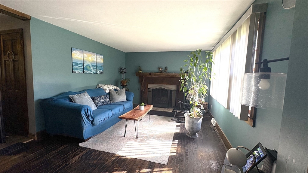 15 Fairhaven DR, East Longmeadow, MA Photo #22