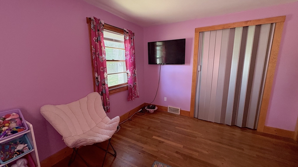 15 Fairhaven DR, East Longmeadow, MA Photo #28