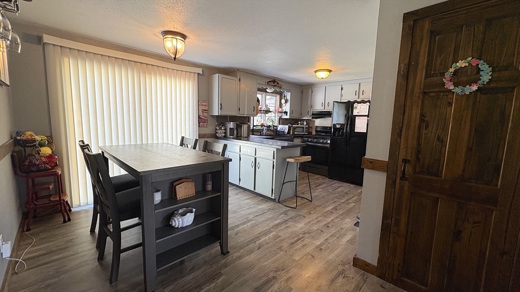 15 Fairhaven DR, East Longmeadow, MA Photo #13