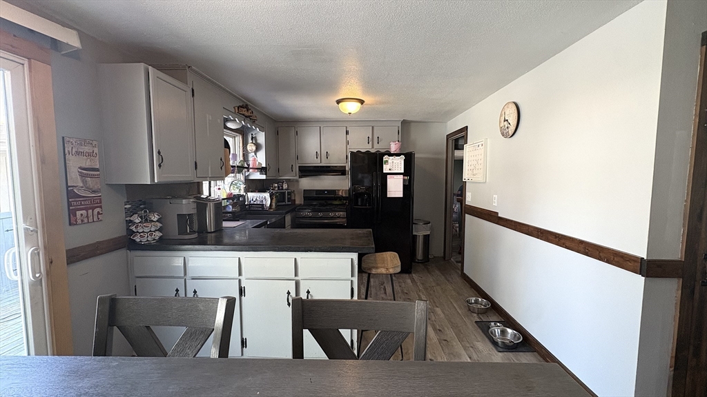 15 Fairhaven DR, East Longmeadow, MA Photo #11