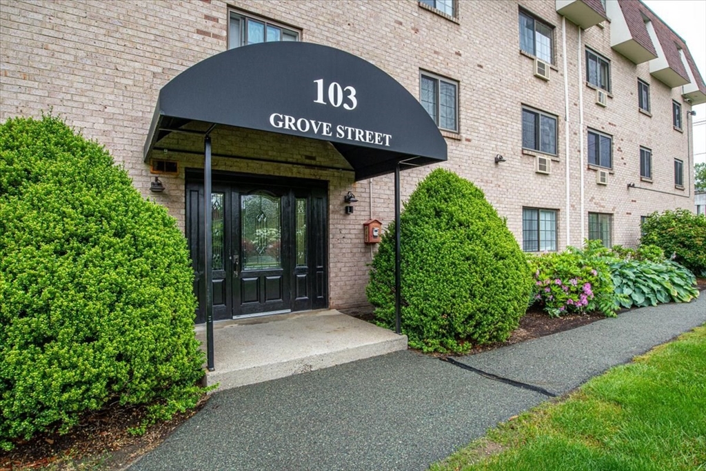 103 Grove St 341