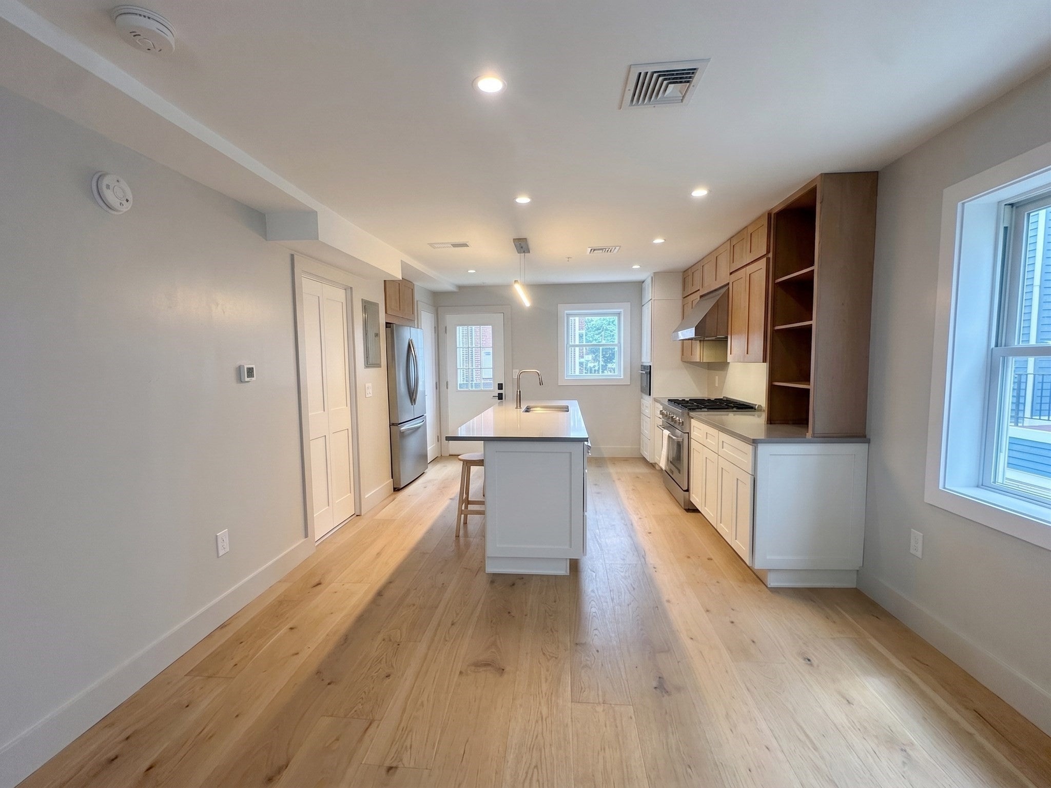 122 West 7th ST #E, Boston, MA, 122 West 7th ST #E, Boston, MA Photo #6