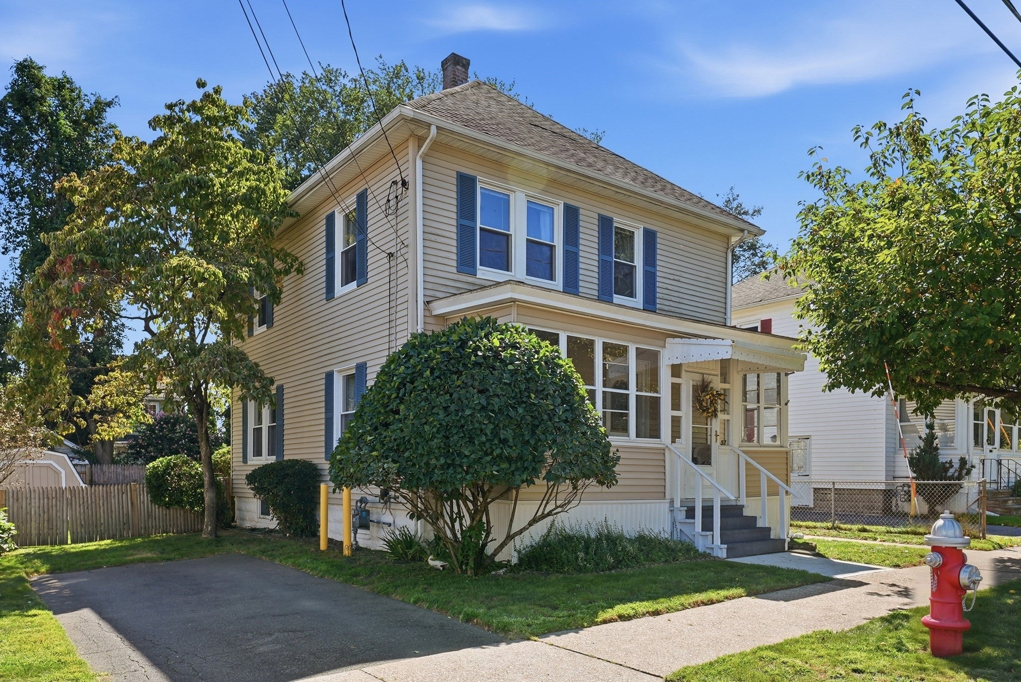 Photo of 57 Maple St, West Springfield, MA