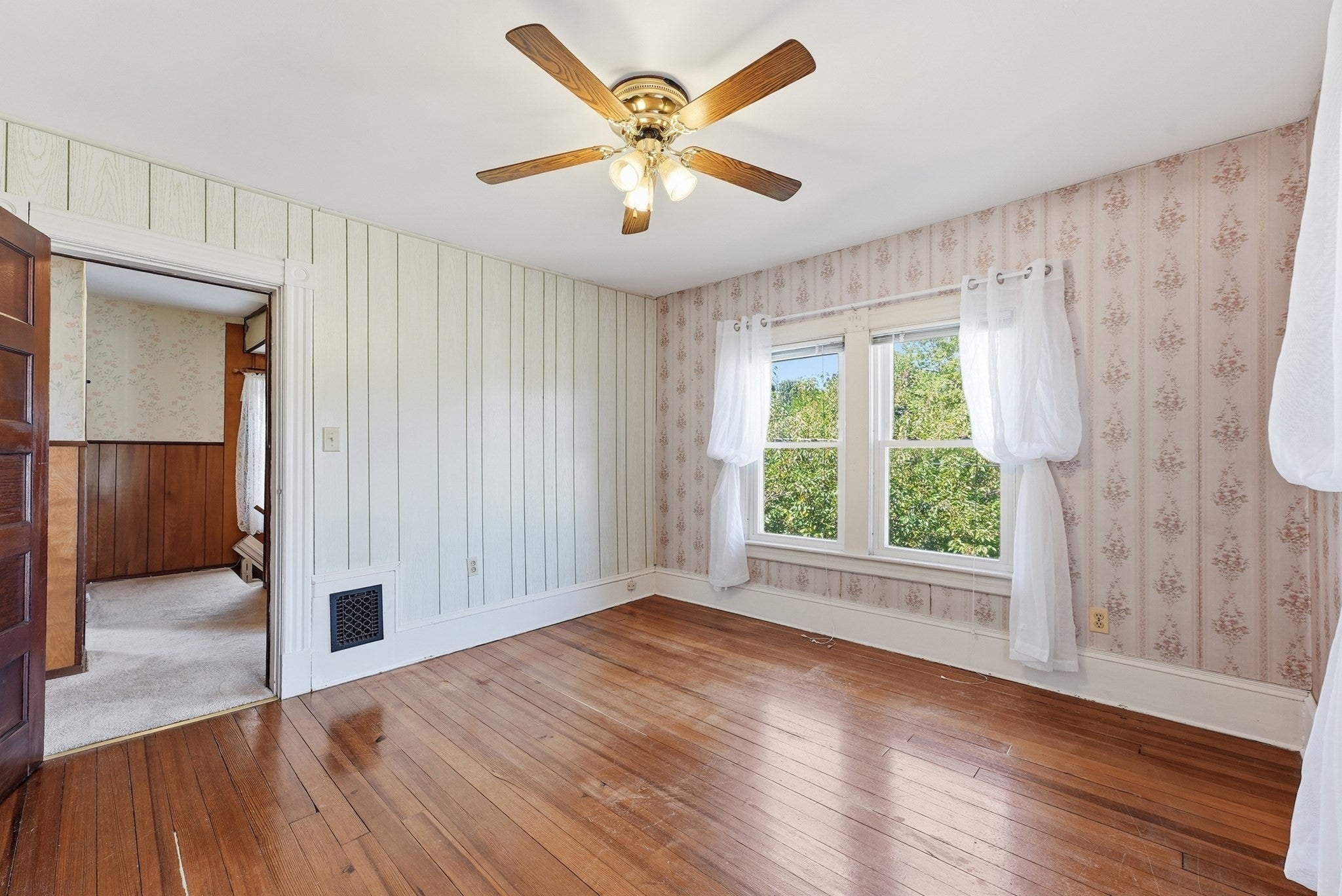57 Maple St, West Springfield, MA, 57 Maple St, West Springfield, MA Photo #21