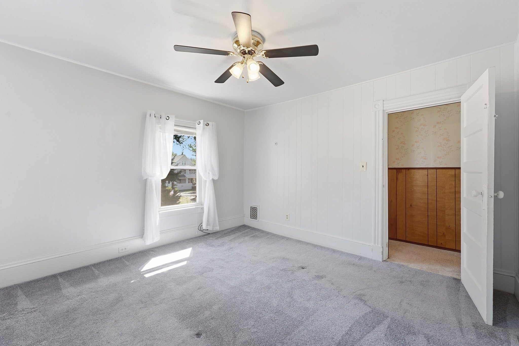 57 Maple St, West Springfield, MA, 57 Maple St, West Springfield, MA Photo #29