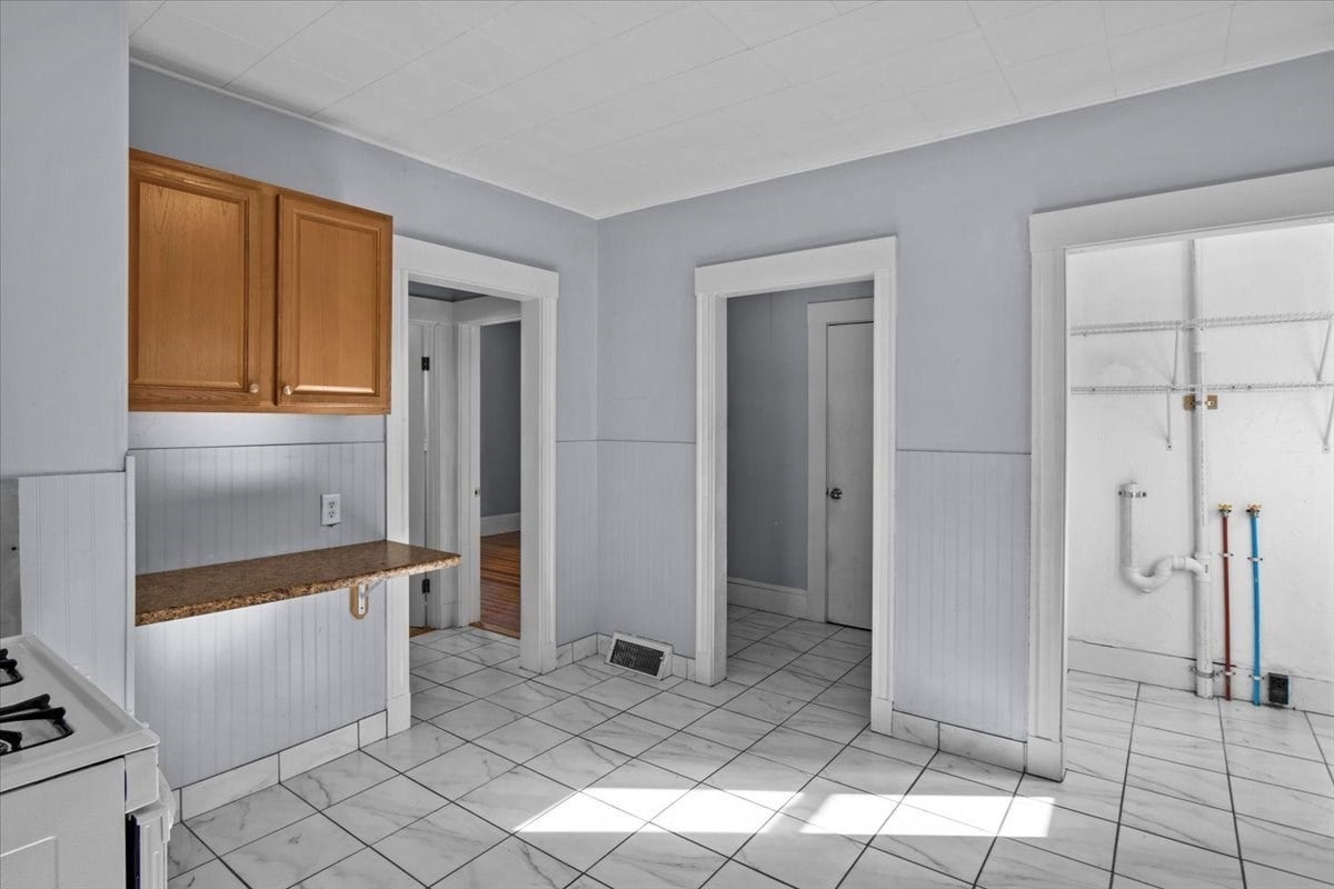 25-27 Kenwood Rd #1, Everett, MA, 25-27 Kenwood Rd #1, Everett, MA Photo #4