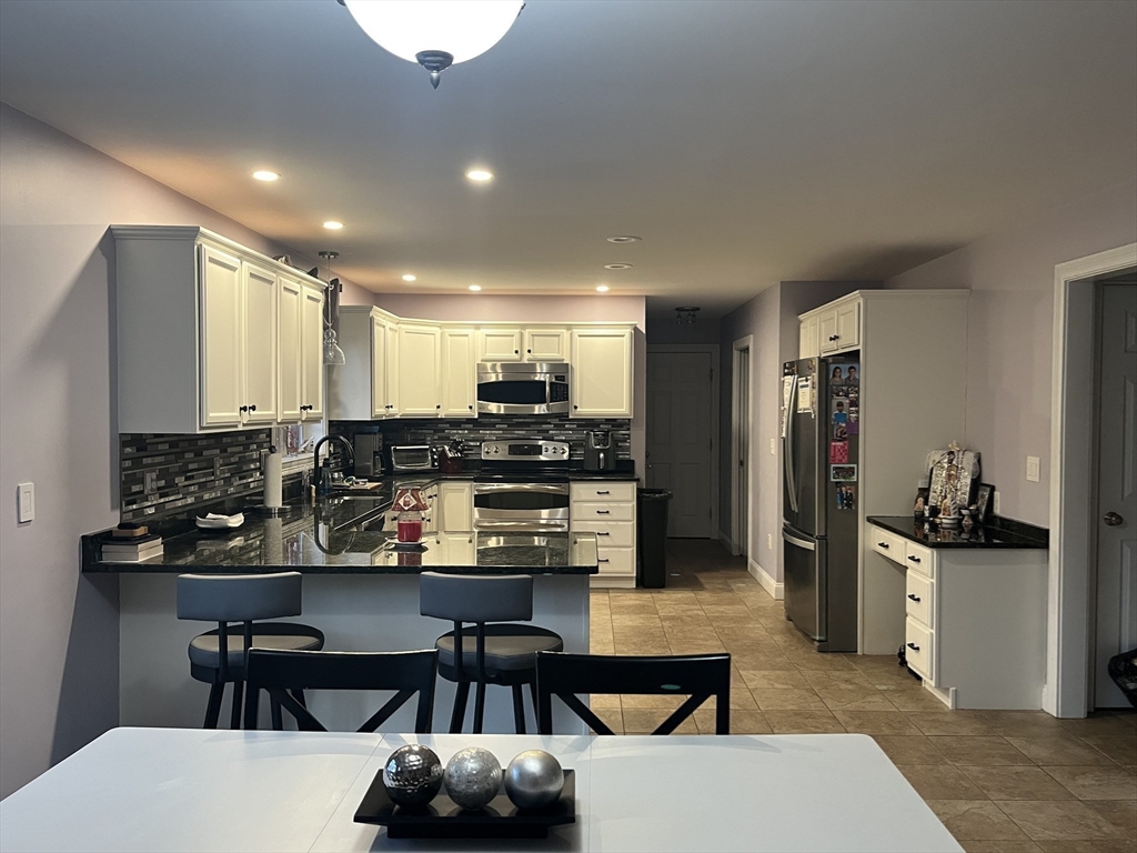40 Regency Drive