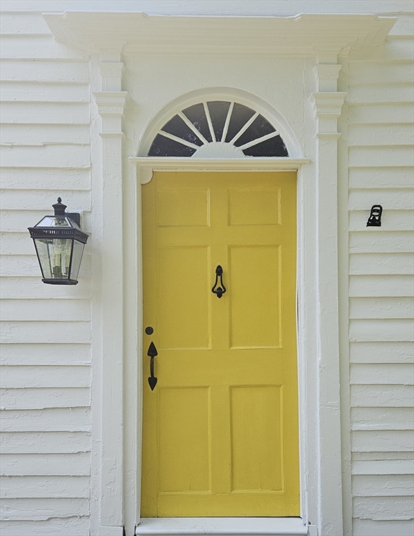 16 Parish Hill Rd
