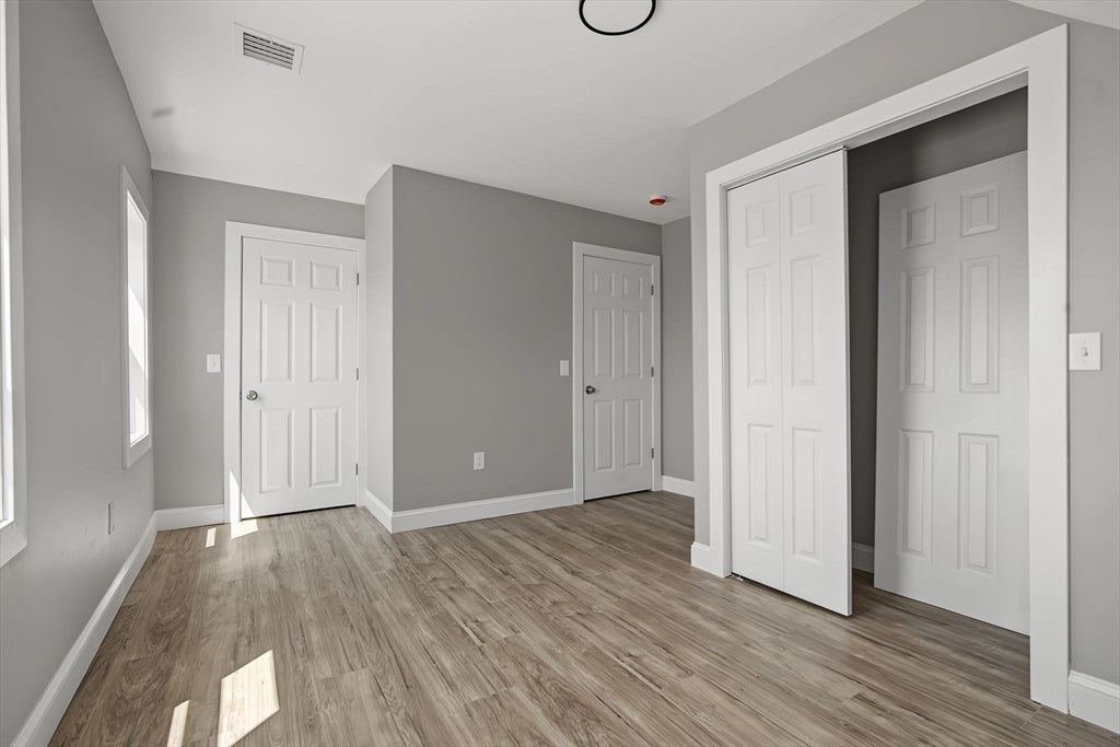 85 Middle St, Fairhaven, MA Photo #13