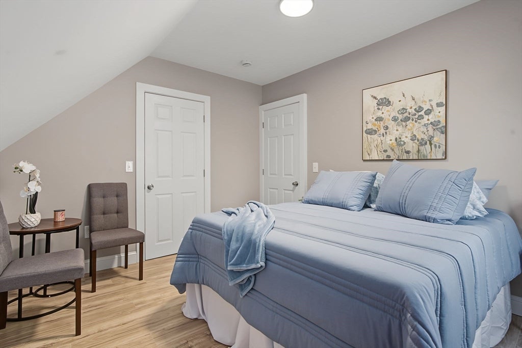 85 Middle St, Fairhaven, MA Photo #16