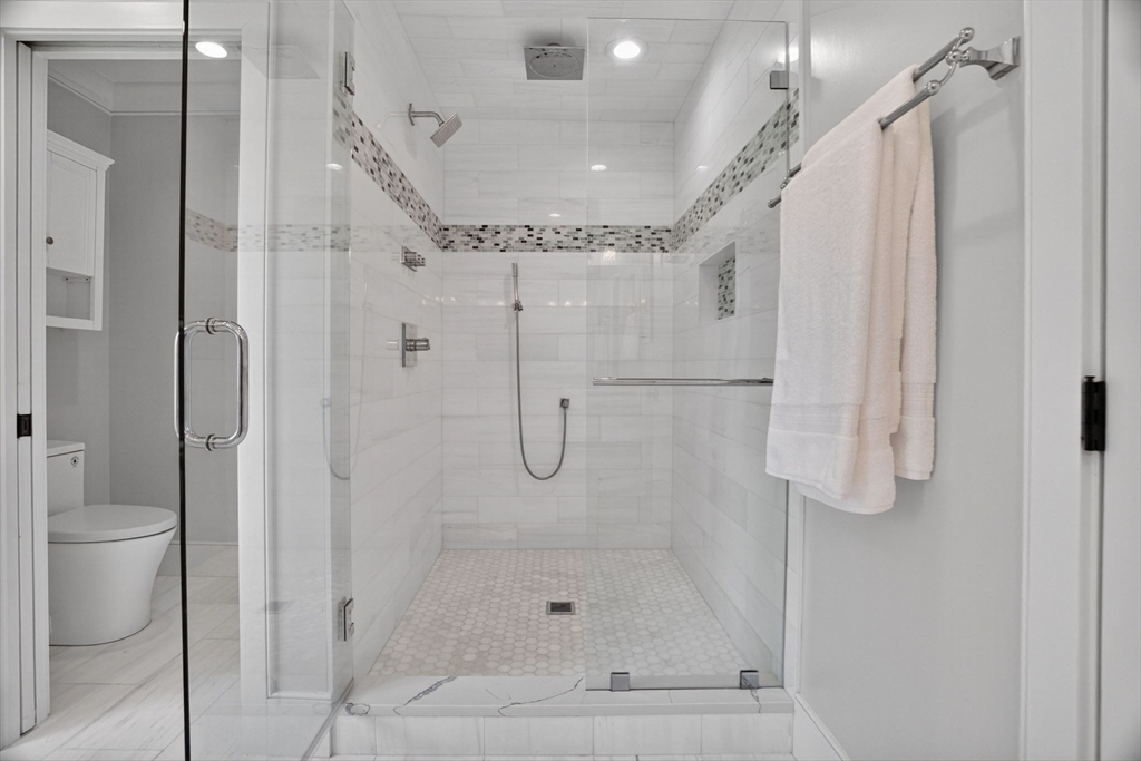 11 Haynes Rd, Newton, MA Photo #18