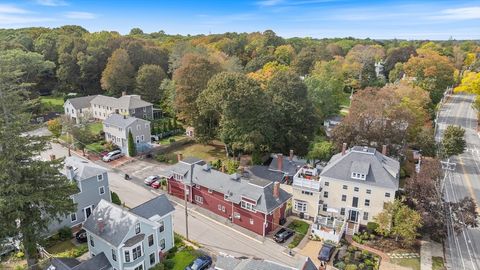 4 Coffin Court Newburyport MA 01950