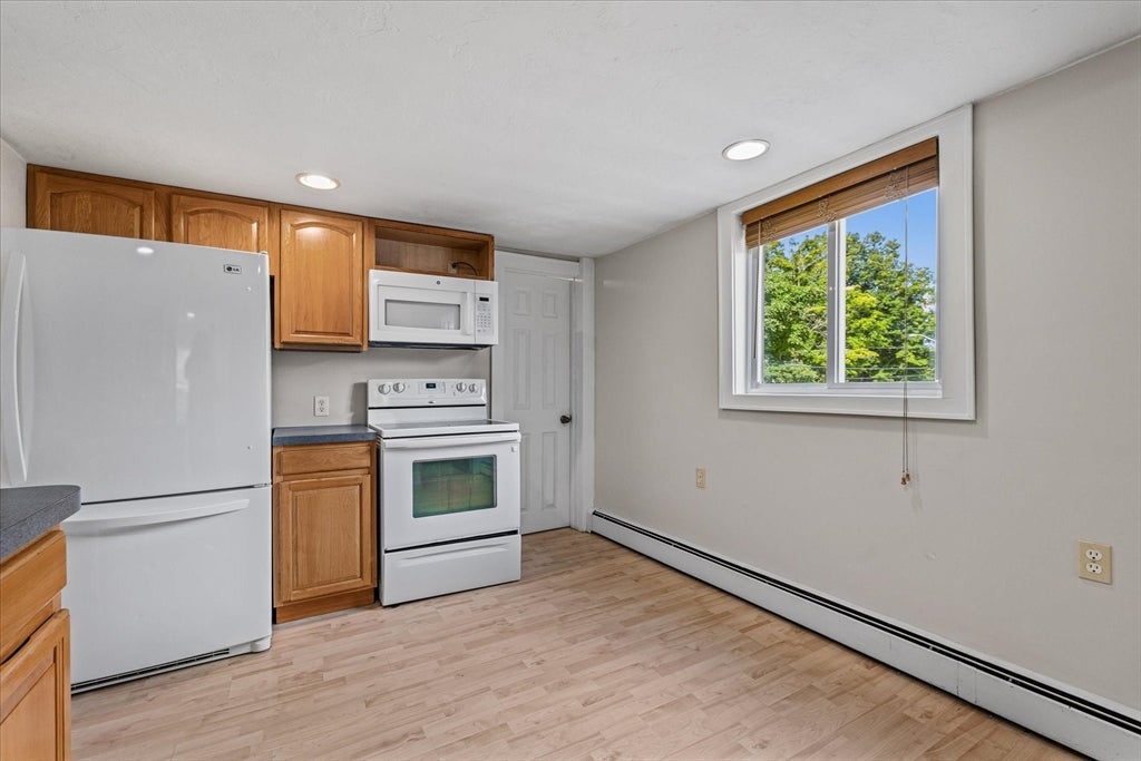 130 Summer St, North Brookfield, MA, 130 Summer St, North Brookfield, MA Photo #20