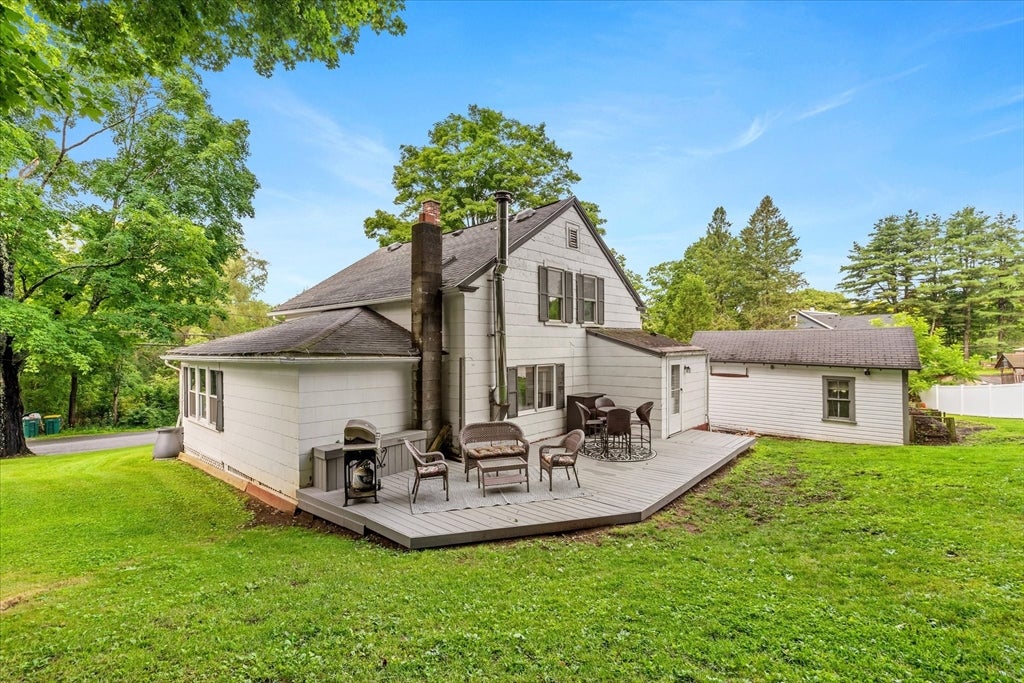 130 Summer St, North Brookfield, MA, 130 Summer St, North Brookfield, MA Photo #9