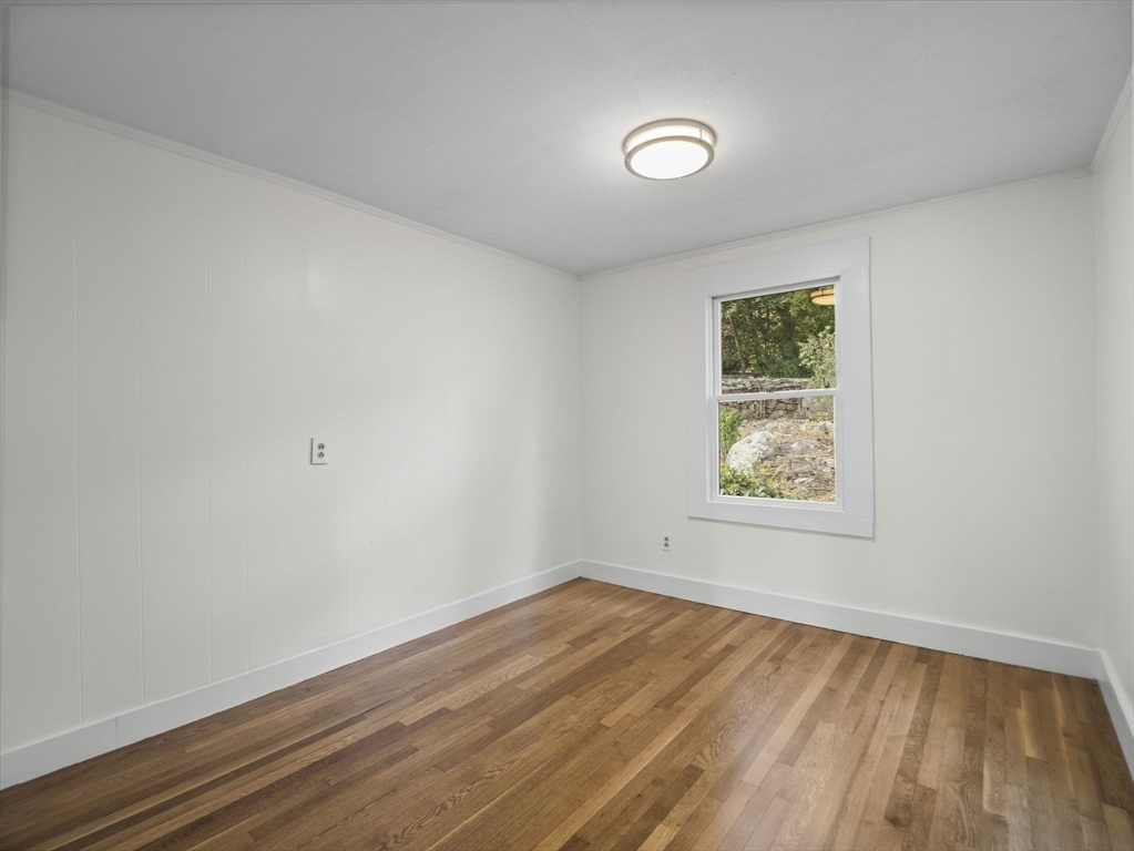 Swampscott, Massachusetts 01907, United States, 4 Bedrooms Bedrooms, ,2 BathroomsBathrooms,Residential,Active,182363