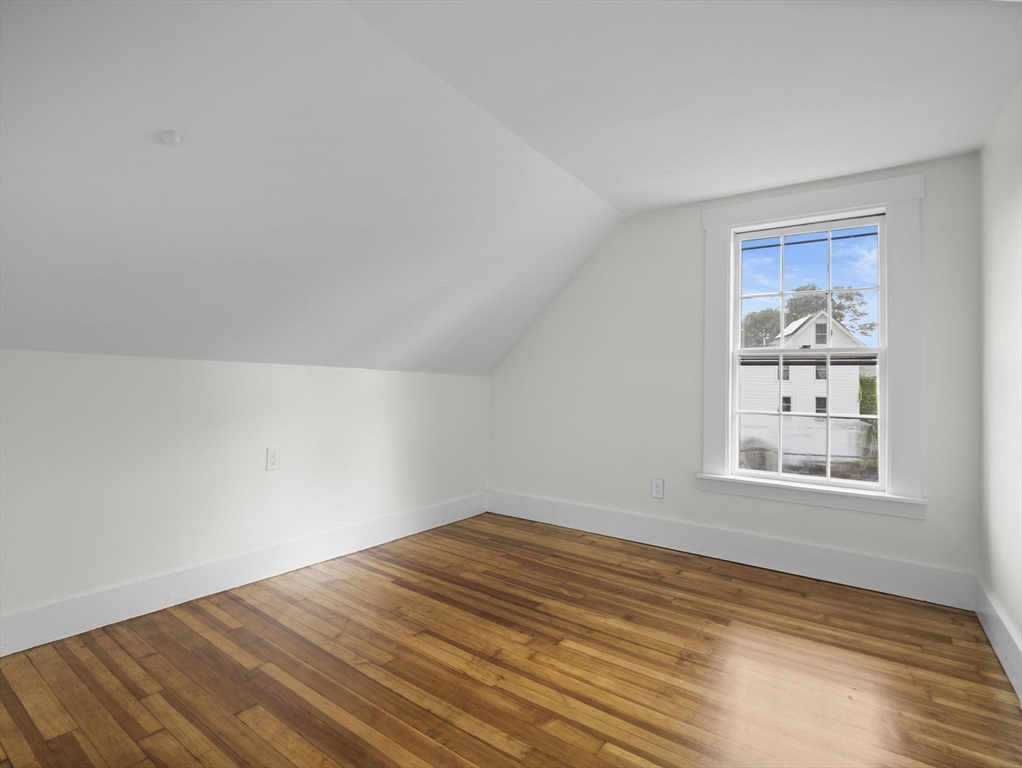 Swampscott, Massachusetts 01907, United States, 4 Bedrooms Bedrooms, ,2 BathroomsBathrooms,Residential,Active,182363