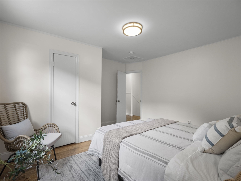 Swampscott, Massachusetts 01907, United States, 4 Bedrooms Bedrooms, ,2 BathroomsBathrooms,Residential,Active,182363