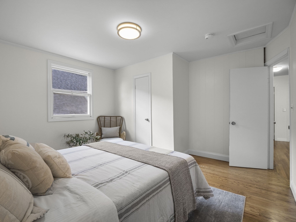 Swampscott, Massachusetts 01907, United States, 4 Bedrooms Bedrooms, ,2 BathroomsBathrooms,Residential,Active,182363