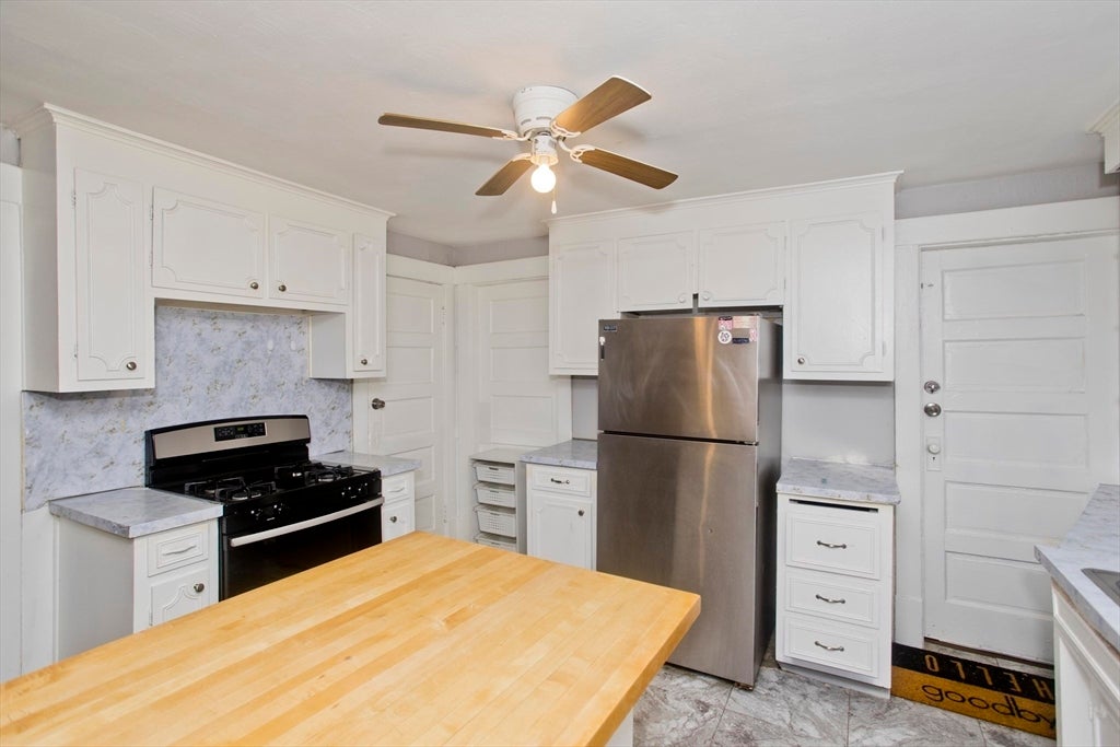104 Narragansett St, Springfield, MA, 104 Narragansett St, Springfield, MA Photo #12