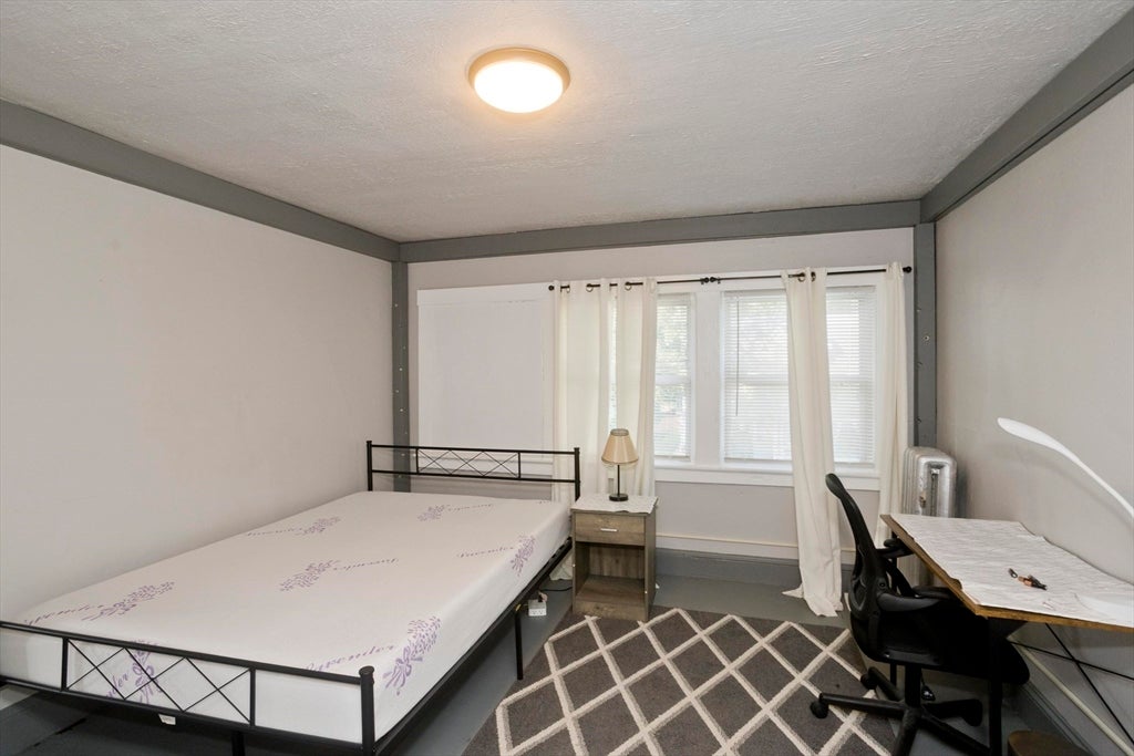 104 Narragansett St, Springfield, MA, 104 Narragansett St, Springfield, MA Photo #26