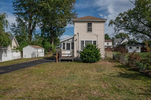 90 Corey St Lowell MA 01851