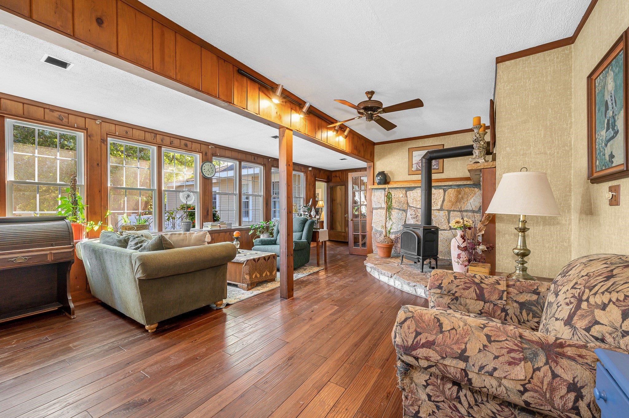 246 Acton Road, Chelmsford, MA Photo #13
