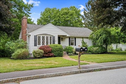 19 Armstrong Dr Westborough MA 01581