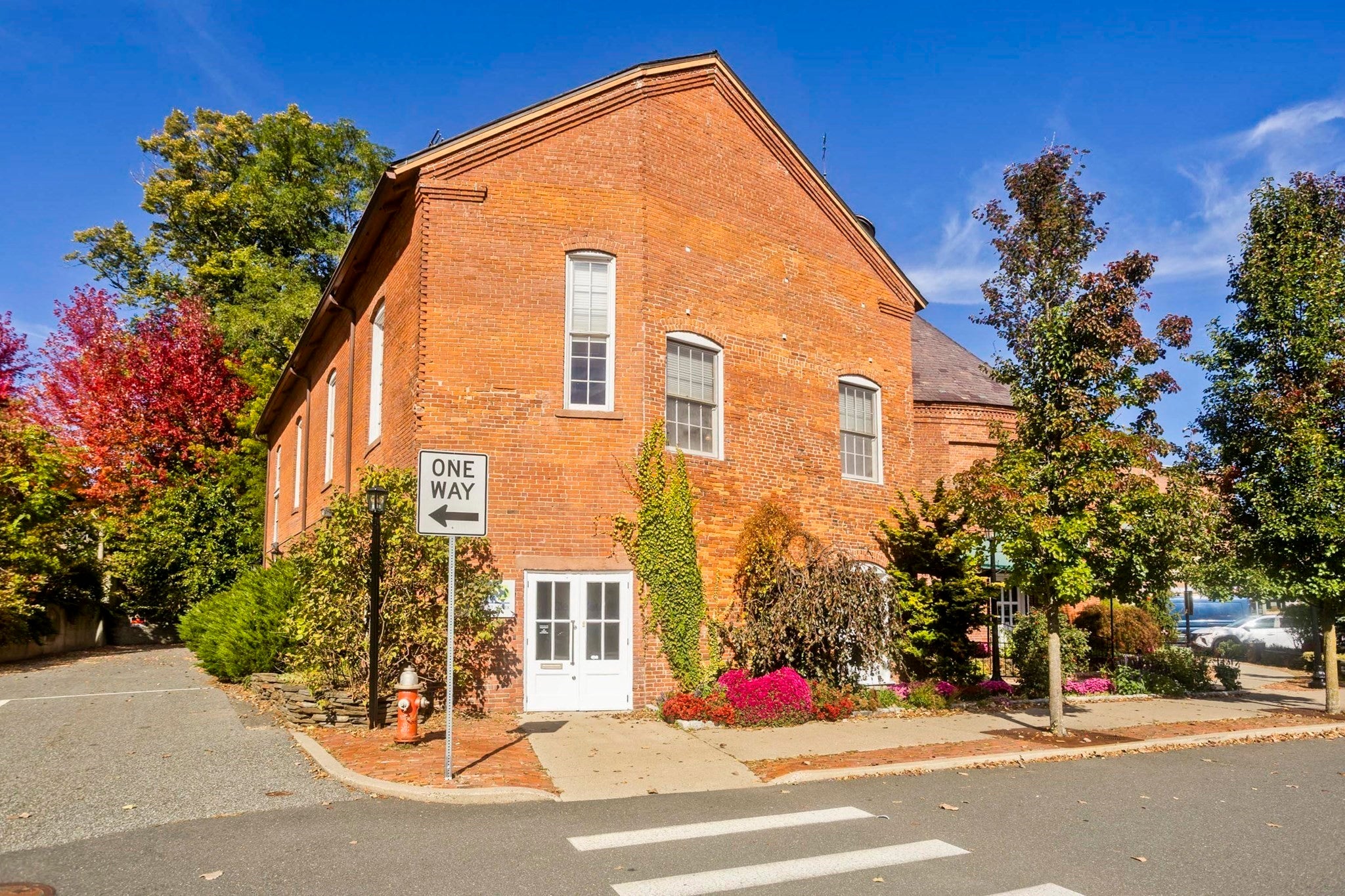 244 Main St