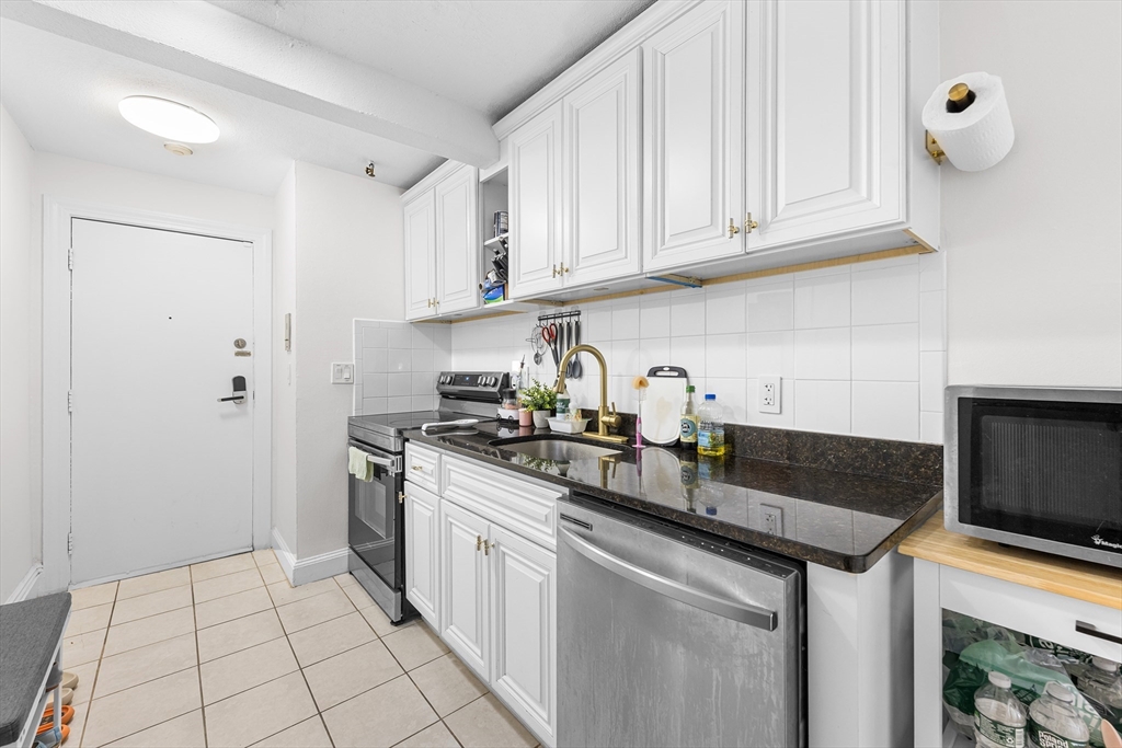 56 Park Vale Ave 4