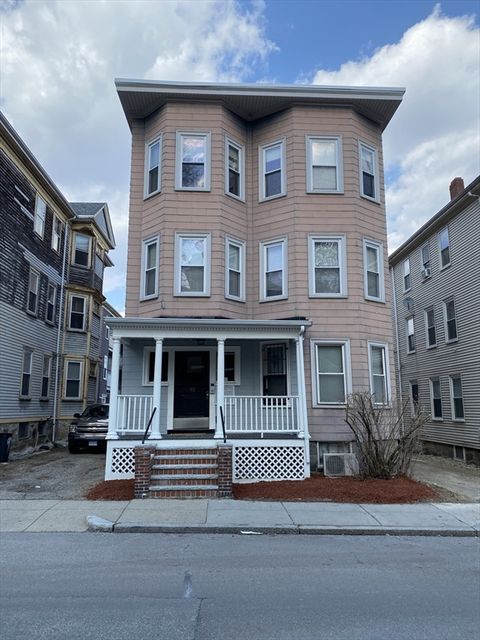 Triplex in Boston MA 95 Hillside Street.jpg