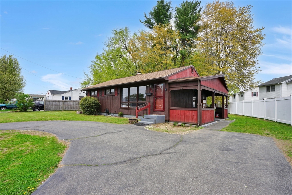 94 Cora Ave